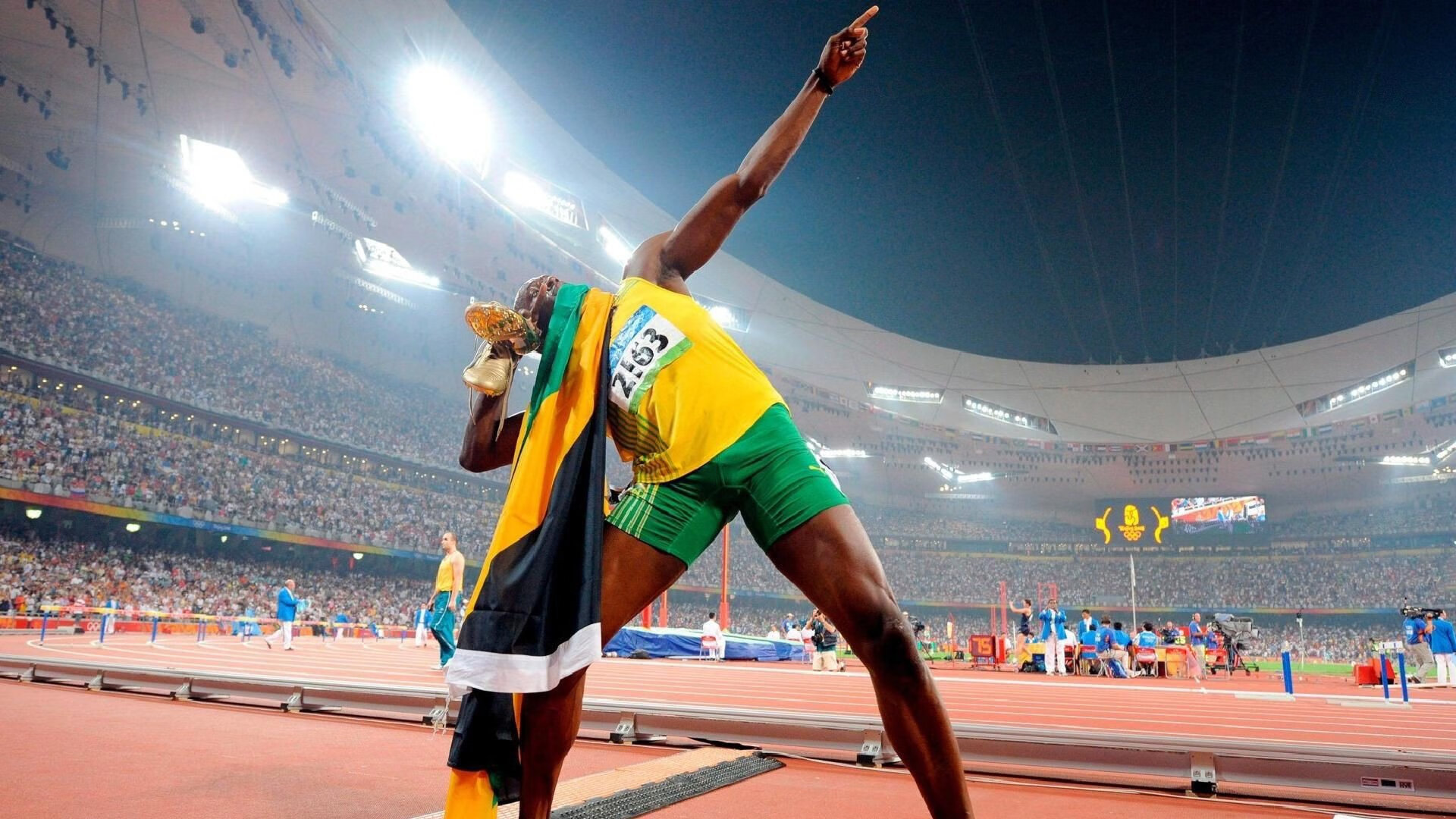 NBA总决赛之夜,戈贝尔存在感拉满,防守巨人如何主宰赛场?